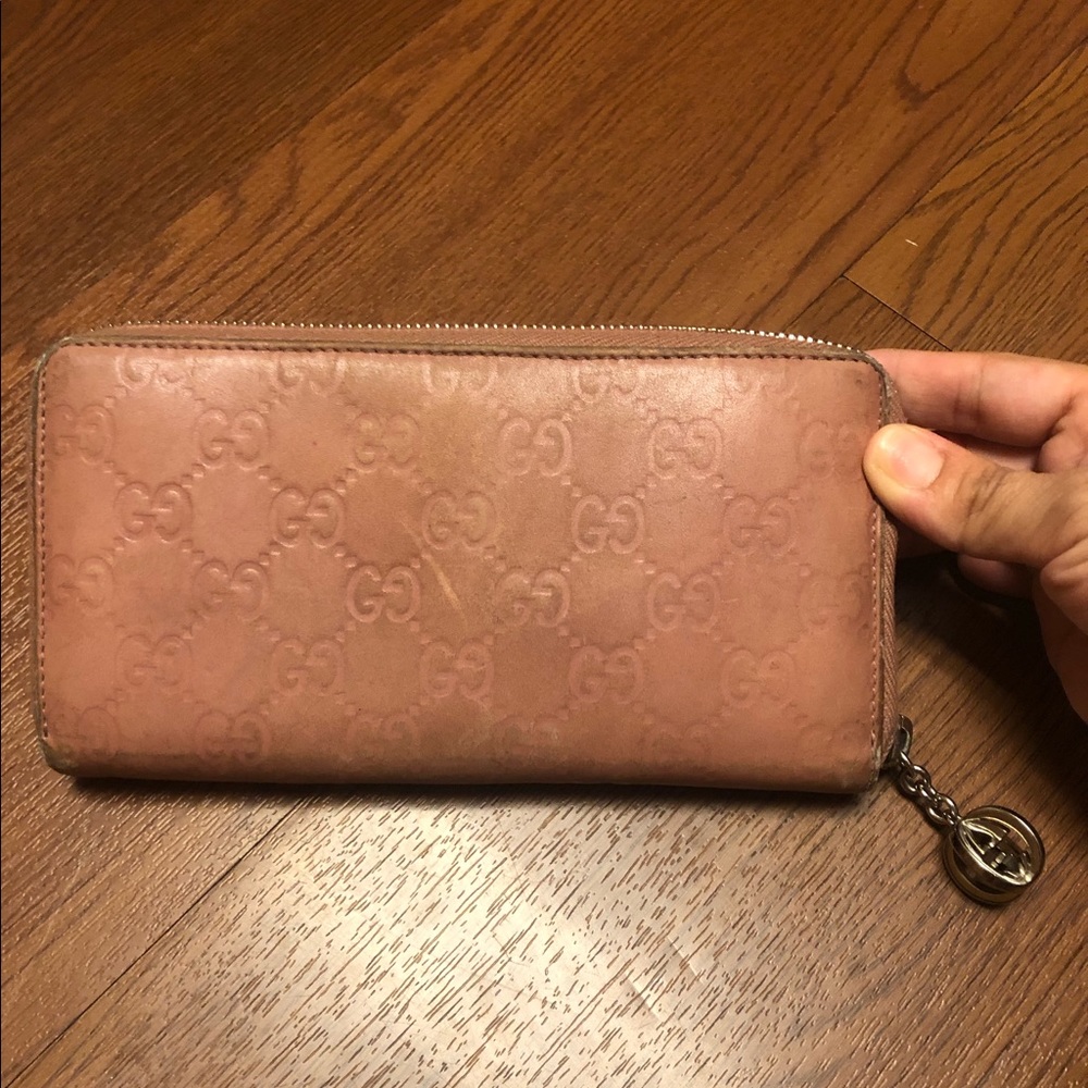 Gucci wallet